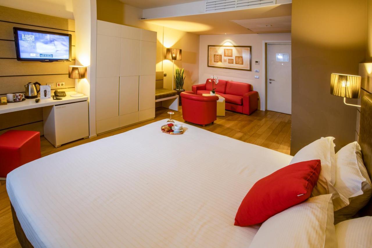 Hotel Glamour Bassano del Grappa Bagian luar foto